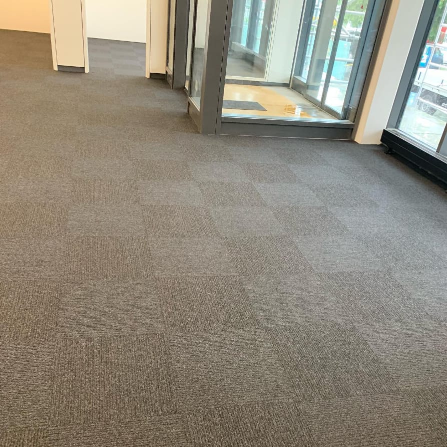 Referenz 7 — Bari Bodenbeläge